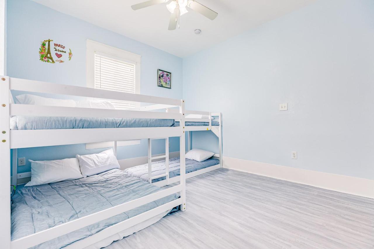 Ocean Waves Villa Galveston Exterior photo
