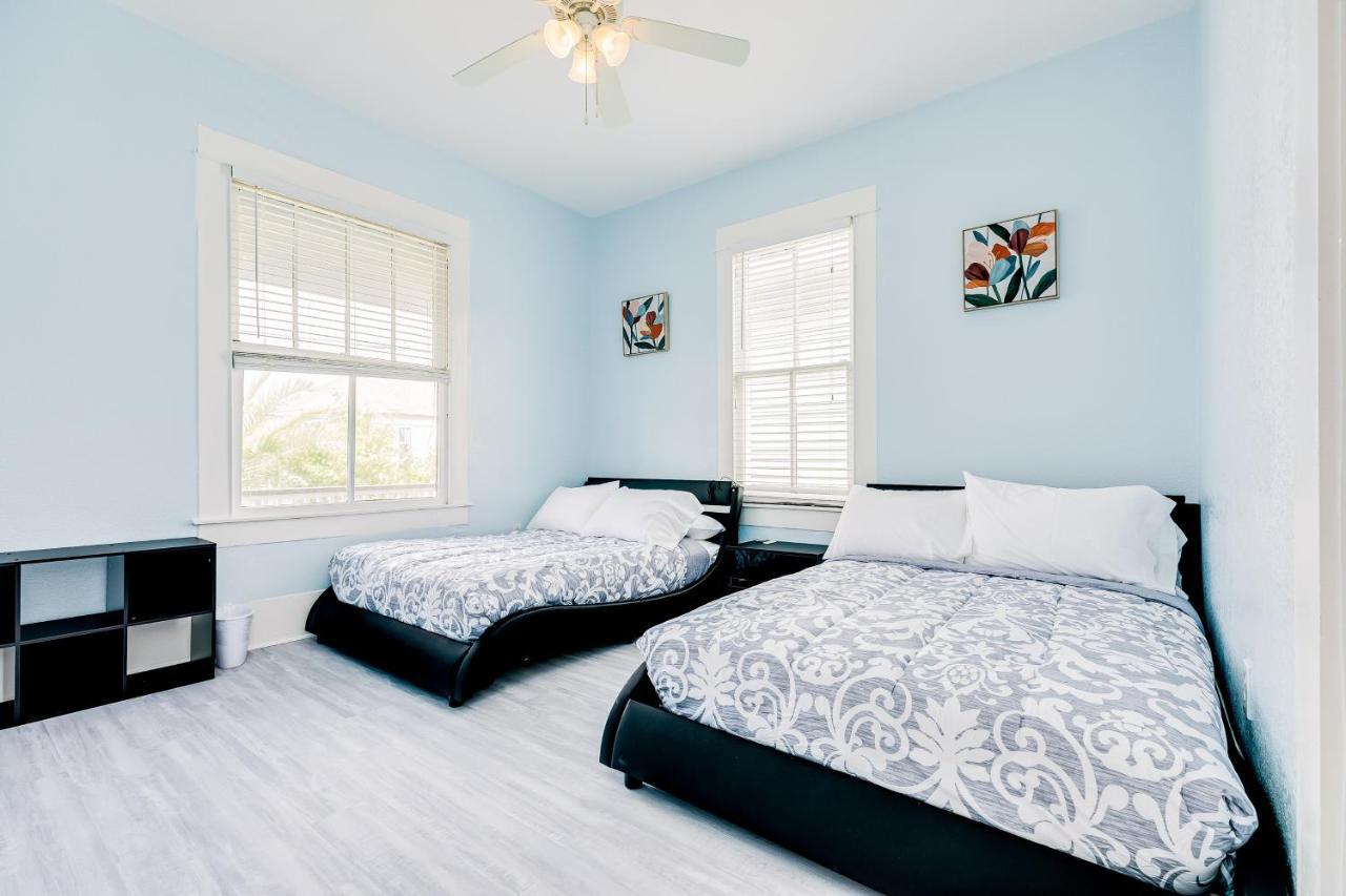 Ocean Waves Villa Galveston Exterior photo